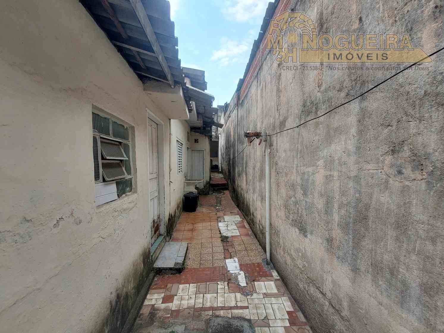 Sobrado antigo com 3 dormitórios - Vila Florida