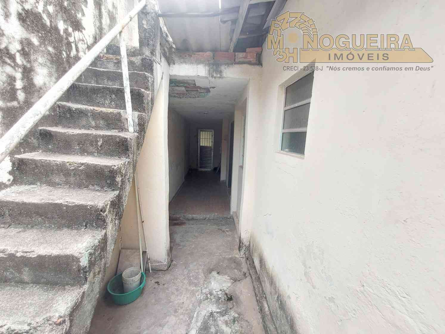 Sobrado antigo com 3 dormitórios - Vila Florida