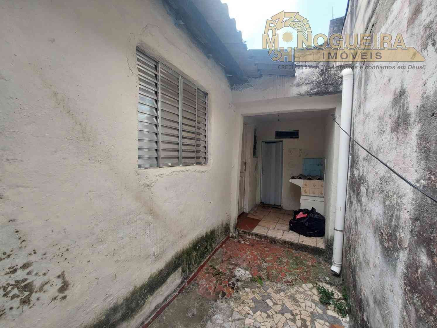 Sobrado antigo com 3 dormitórios - Vila Florida