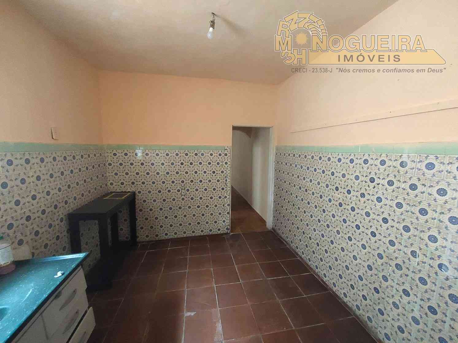 Sobrado antigo com 3 dormitórios - Vila Florida