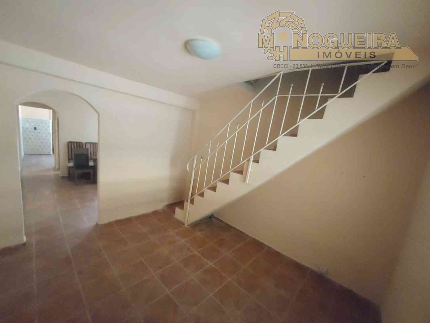 Sobrado antigo com 3 dormitórios - Vila Florida