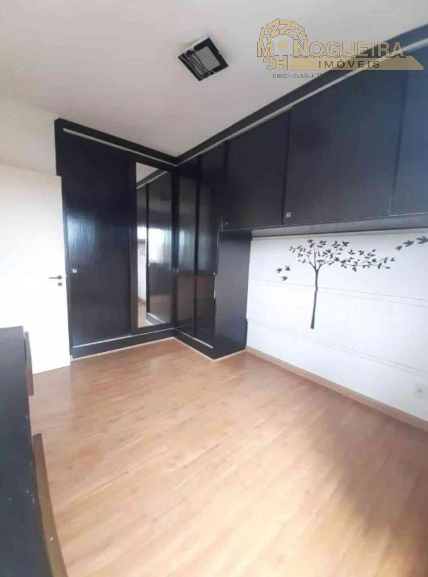 Ótimo Apartamento no Gopouva