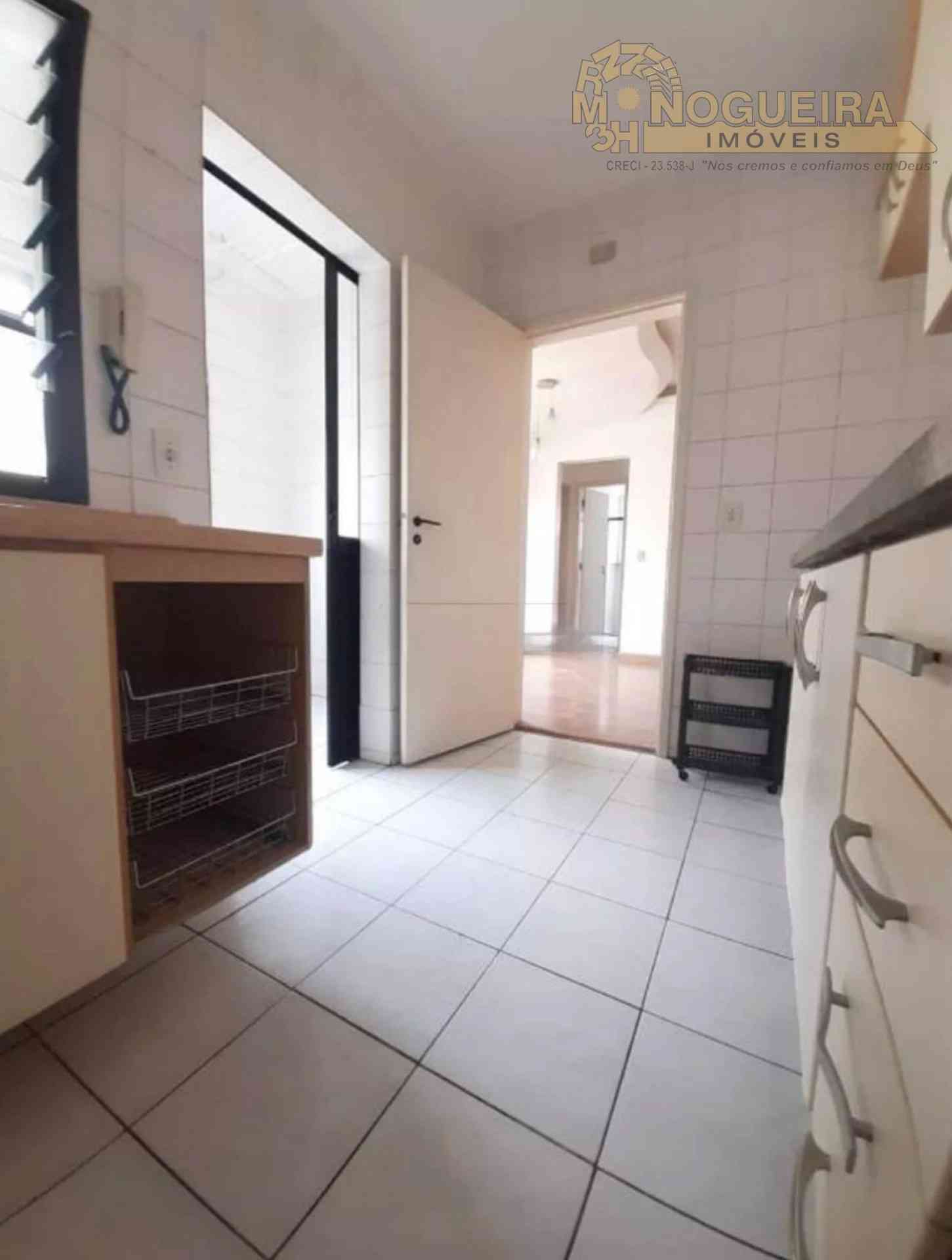 Ótimo Apartamento no Gopouva