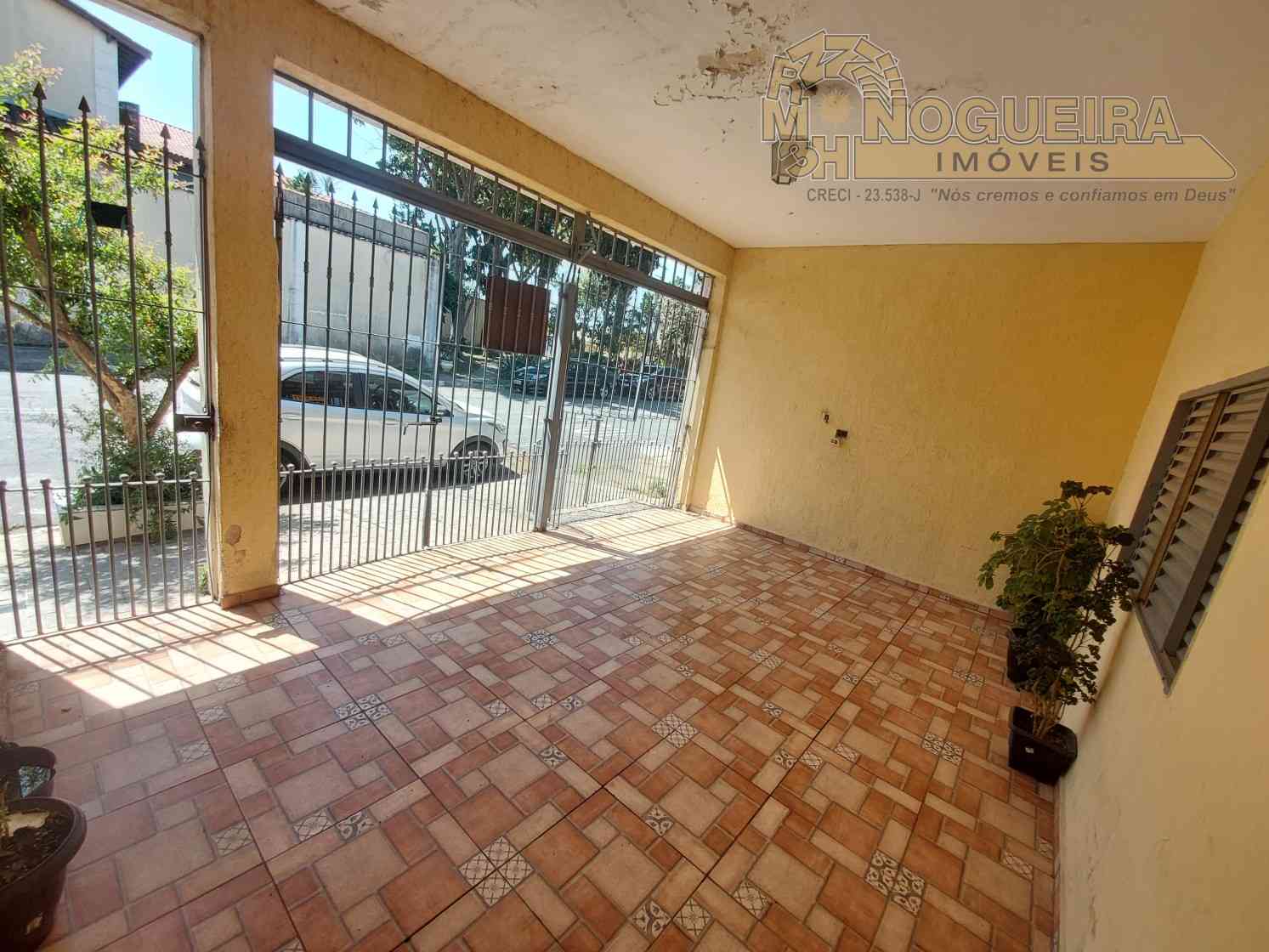 Ótima Casa térrea à venda com 3 dormiórios - Jardim Vila Galvão
