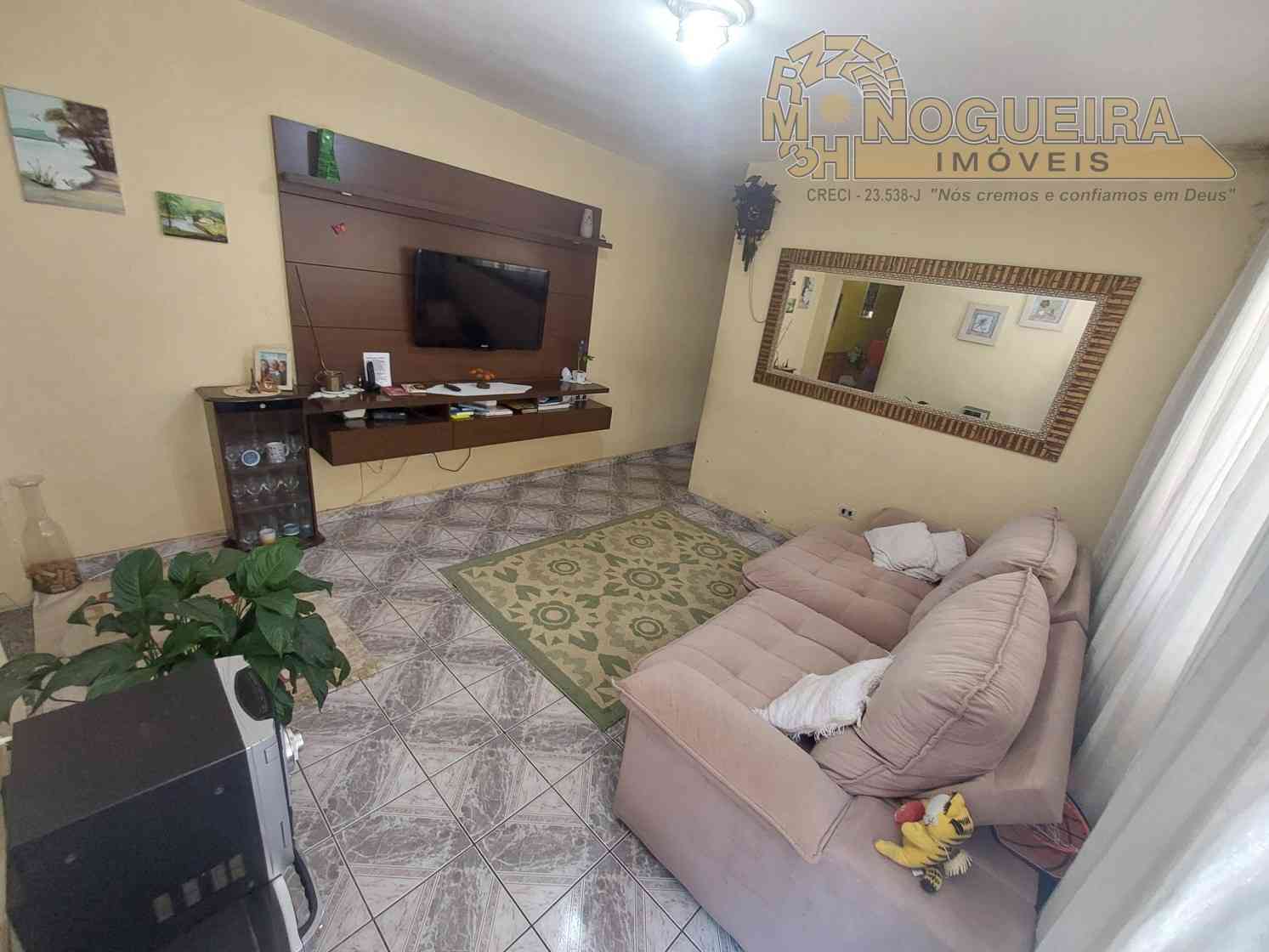 Ótima Casa térrea à venda com 3 dormiórios - Jardim Vila Galvão