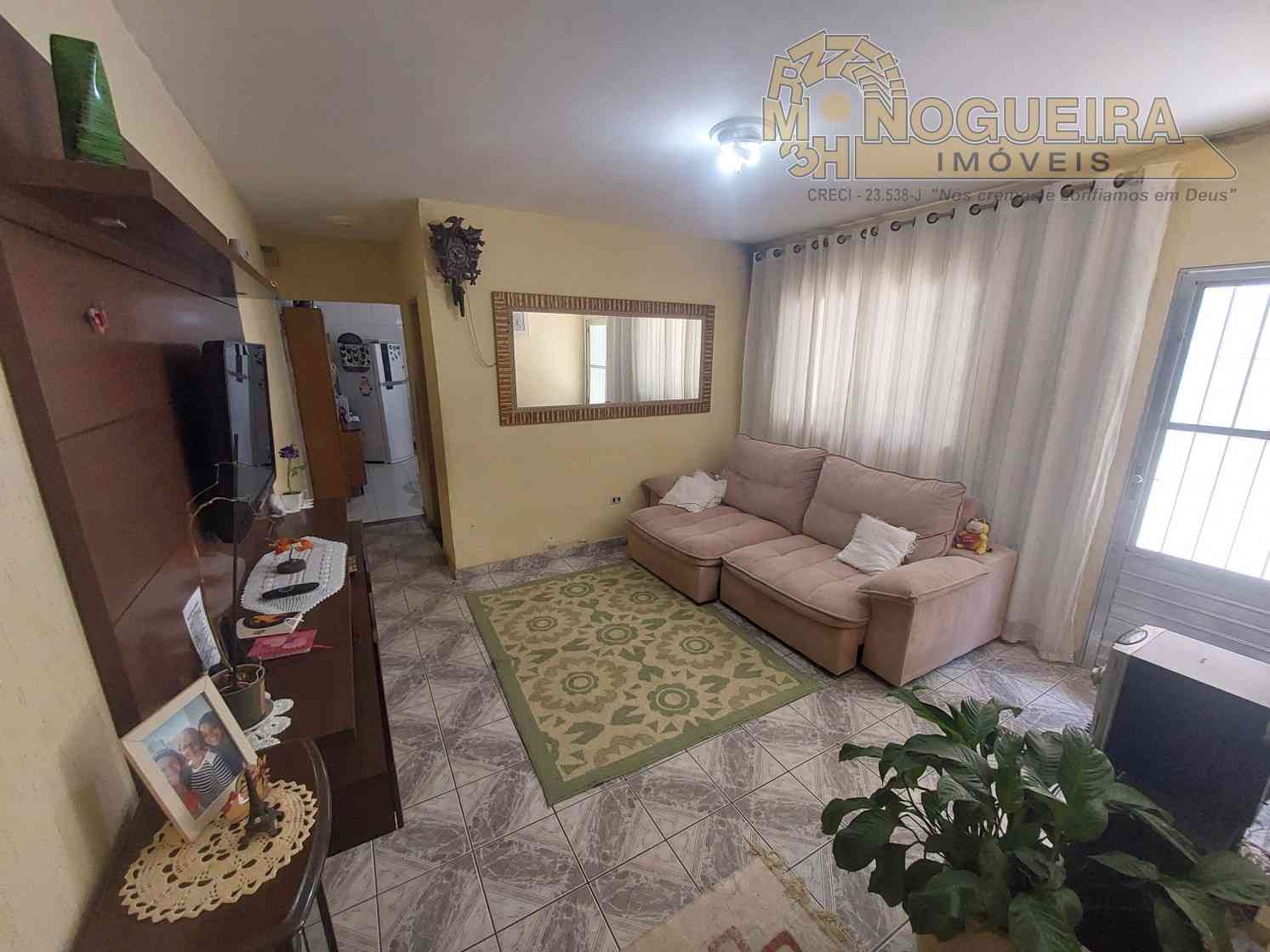 Ótima Casa térrea à venda com 3 dormiórios - Jardim Vila Galvão