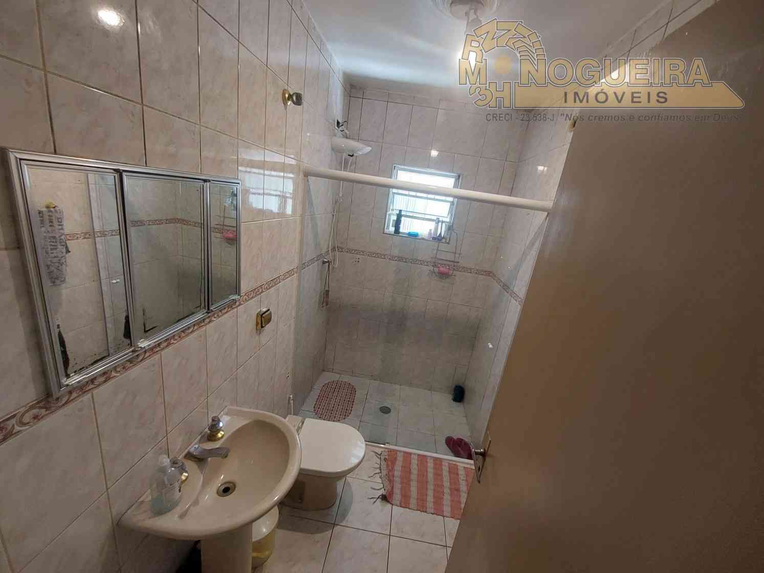 Ótima Casa térrea à venda com 3 dormiórios - Jardim Vila Galvão