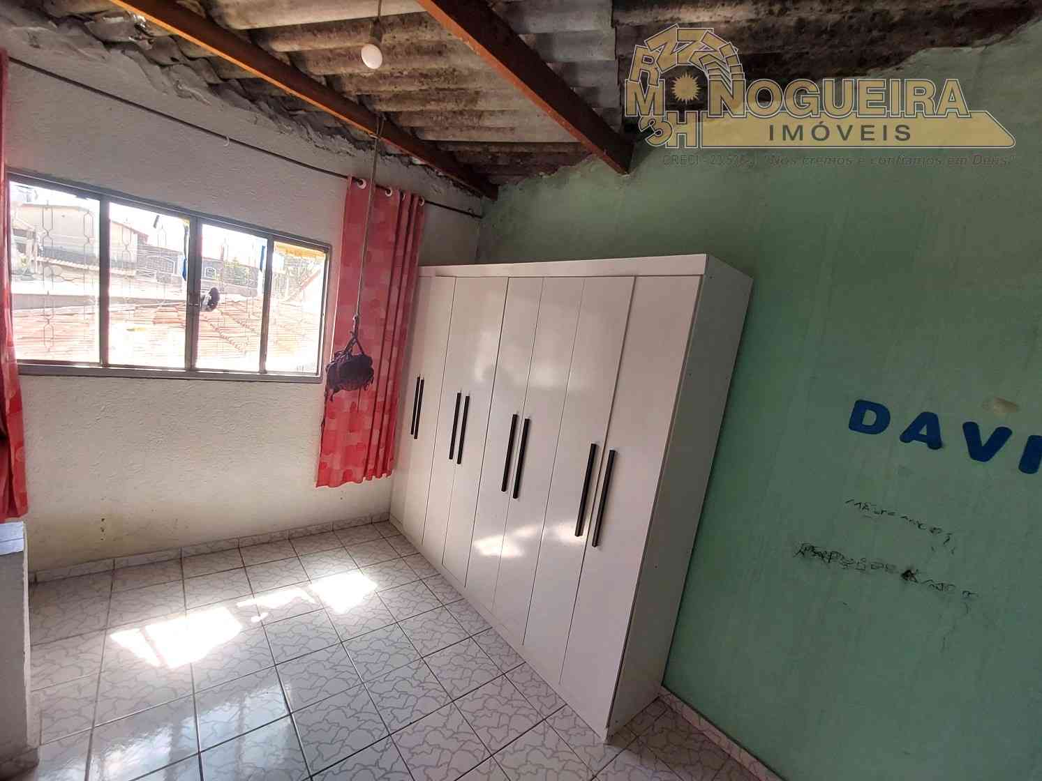 Ótima Casa térrea à venda com 3 dormiórios - Jardim Vila Galvão