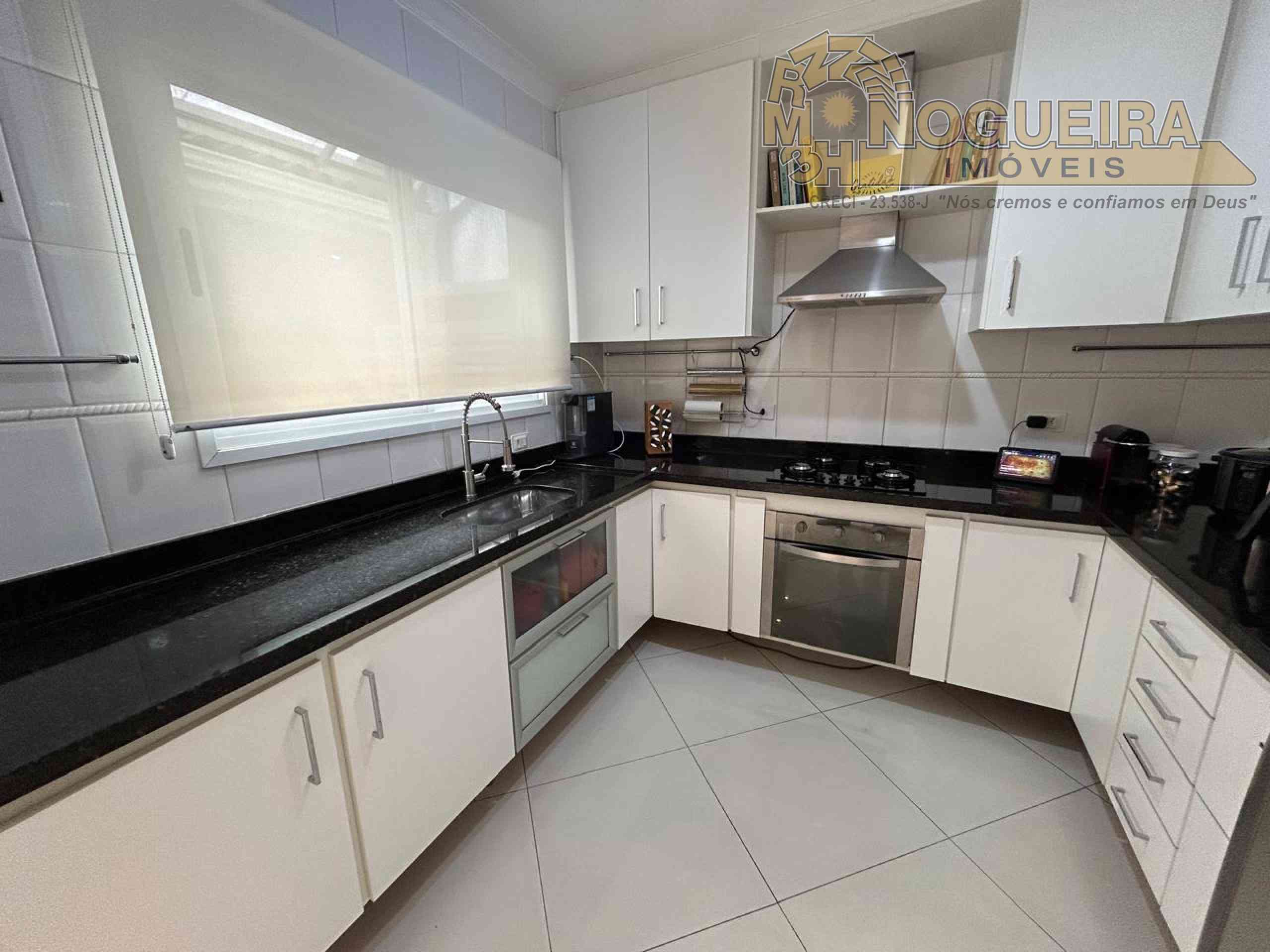 + 1 V E N D I D O Condomínio de Casa em Guarulhos