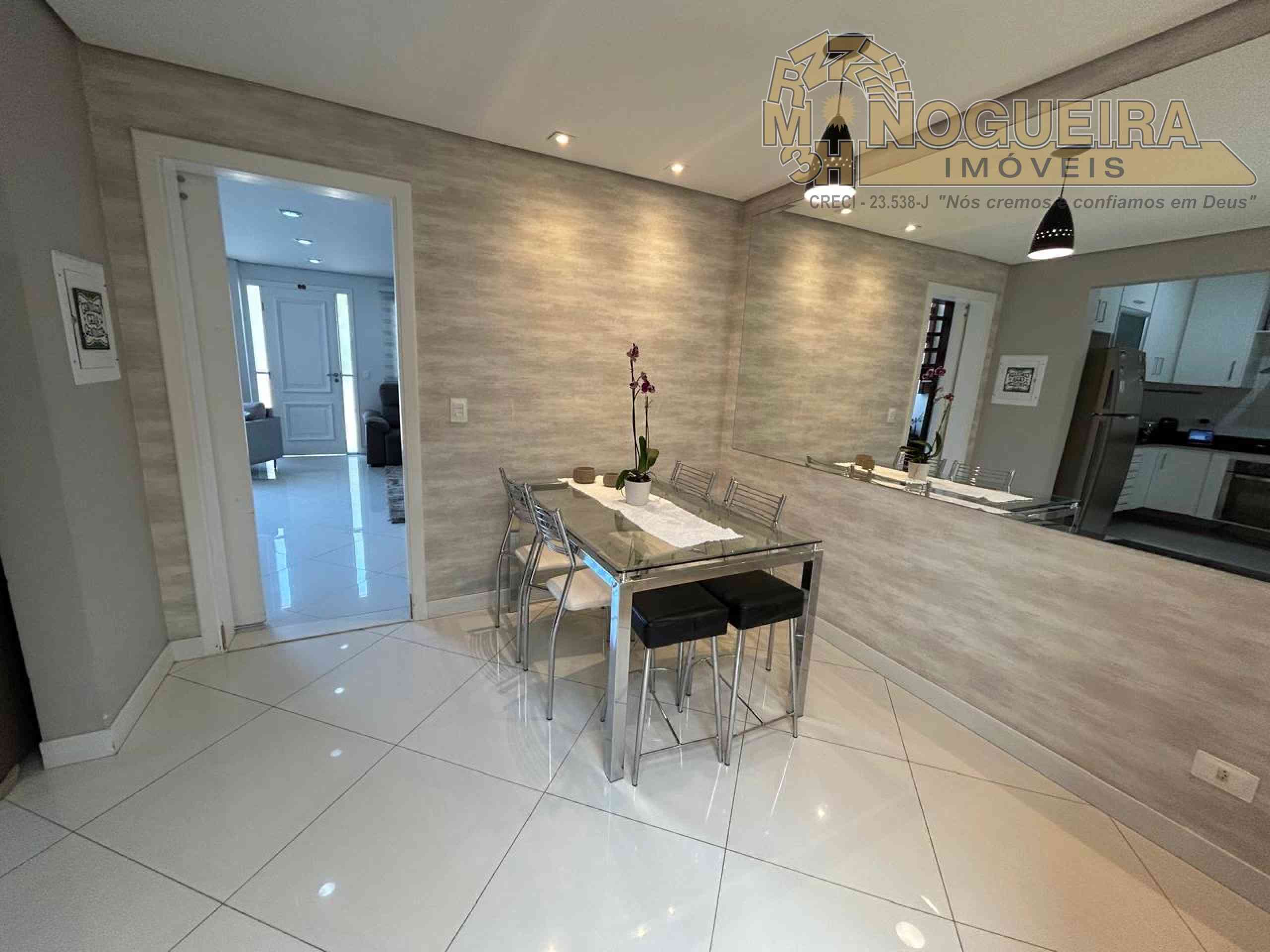 + 1 V E N D I D O Condomínio de Casa em Guarulhos