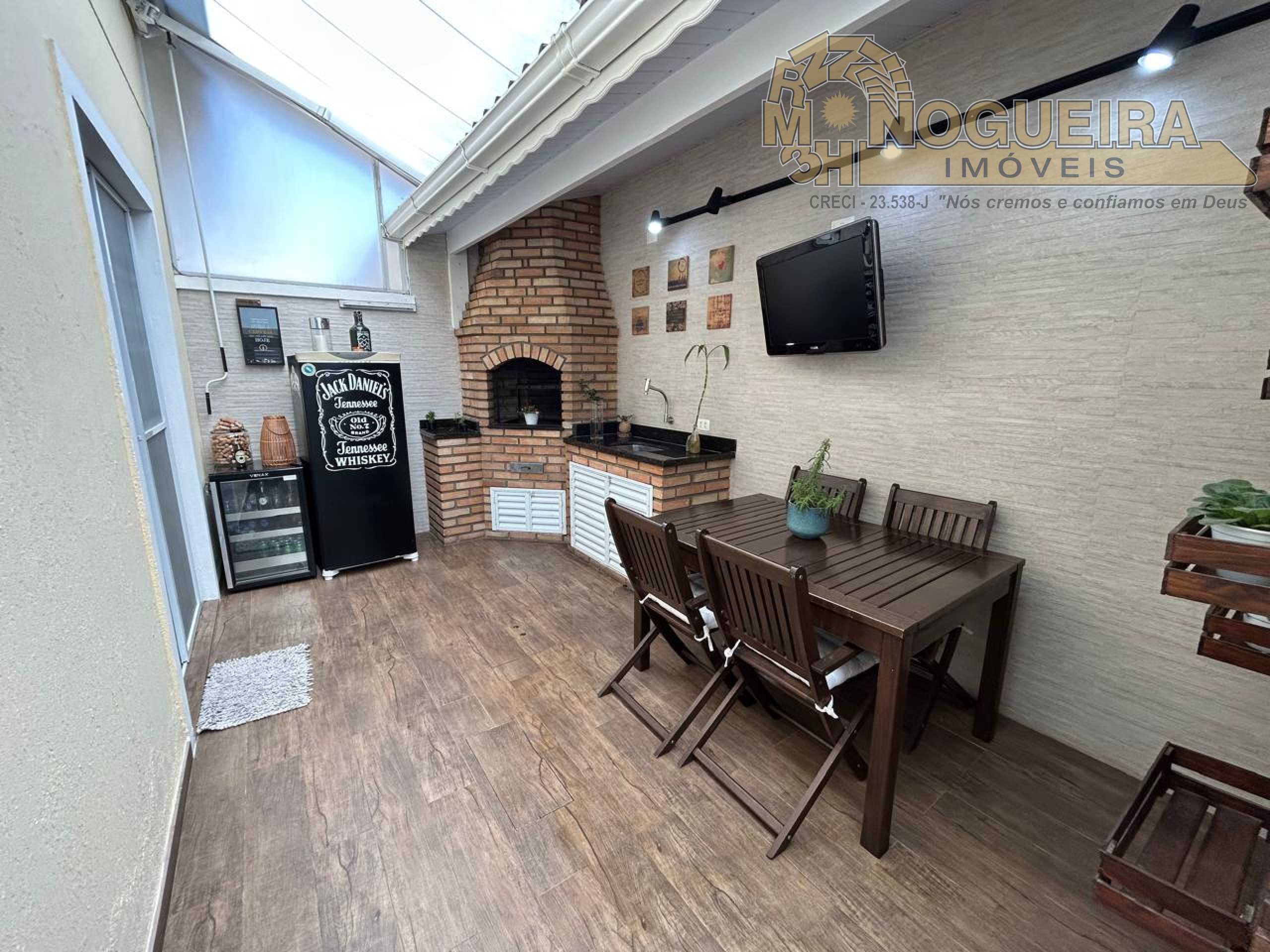 + 1 V E N D I D O Condomínio de Casa em Guarulhos