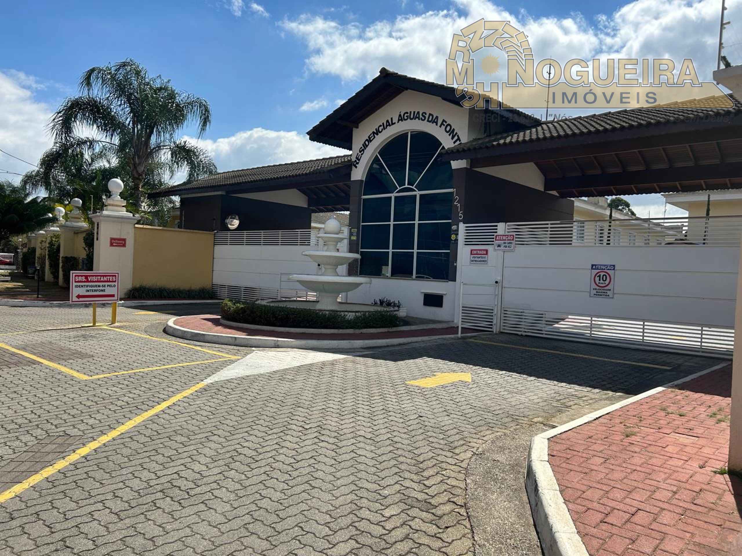 + 1 V E N D I D O Condomínio de Casa em Guarulhos