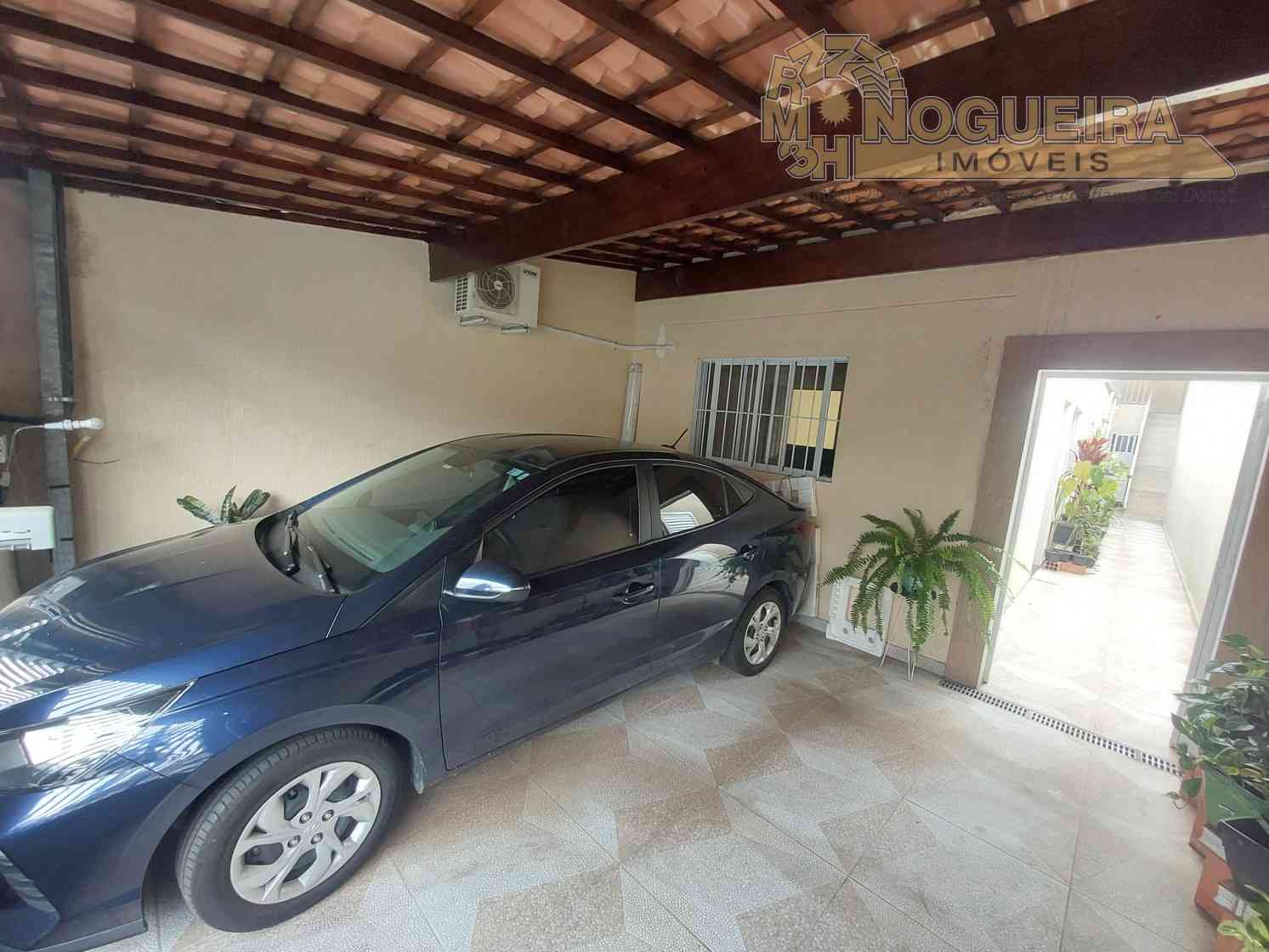 Casa à venda no condomínio Alto da Serra, com 3 dormitórios - Jardim Guilhermino - Pimentas