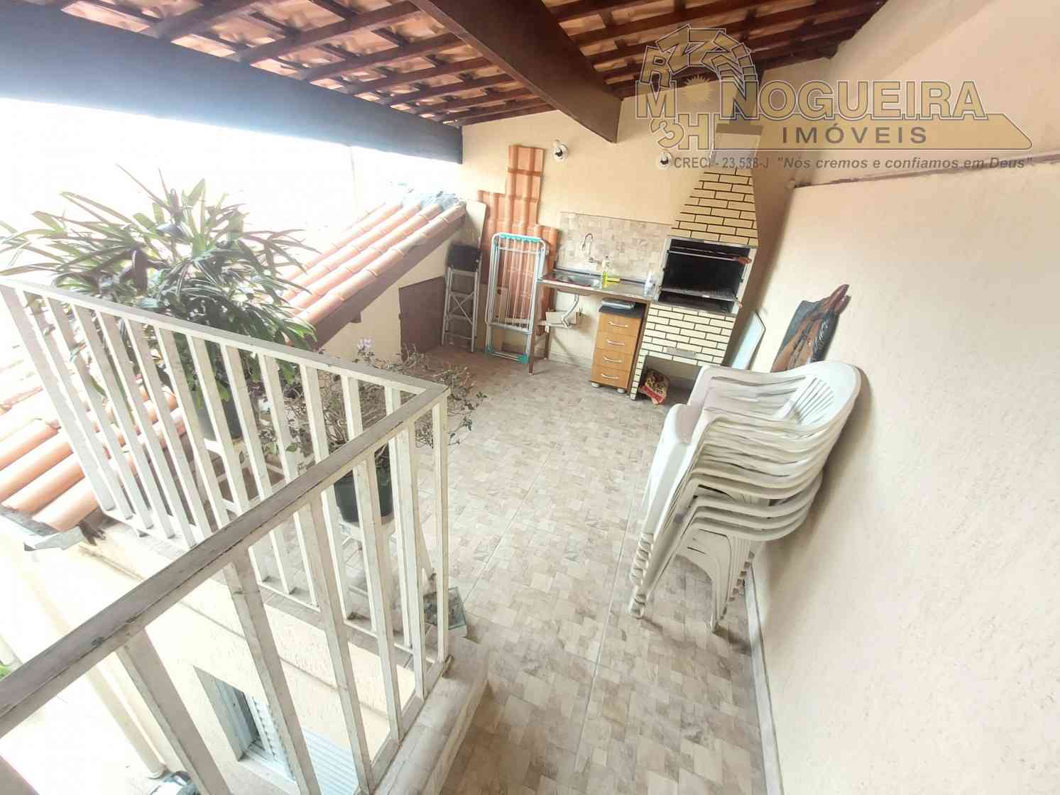 Casa à venda no condomínio Alto da Serra, com 3 dormitórios - Jardim Guilhermino - Pimentas