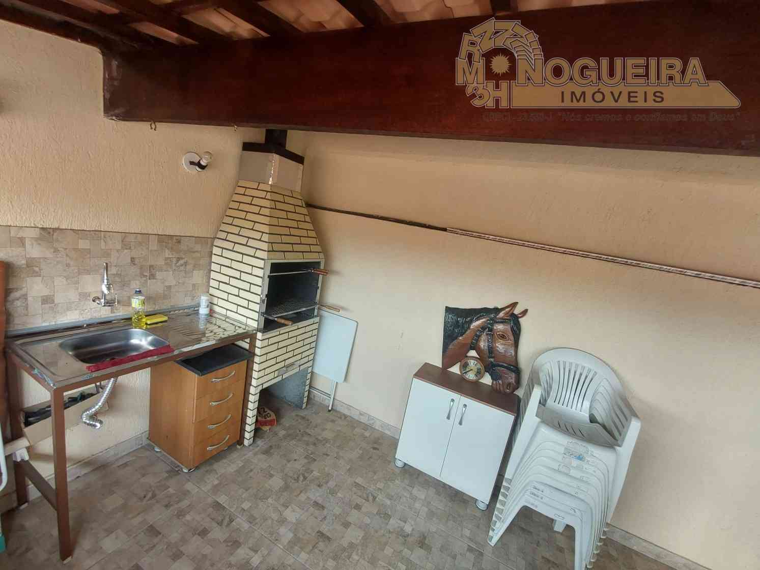 Casa à venda no condomínio Alto da Serra, com 3 dormitórios - Jardim Guilhermino - Pimentas