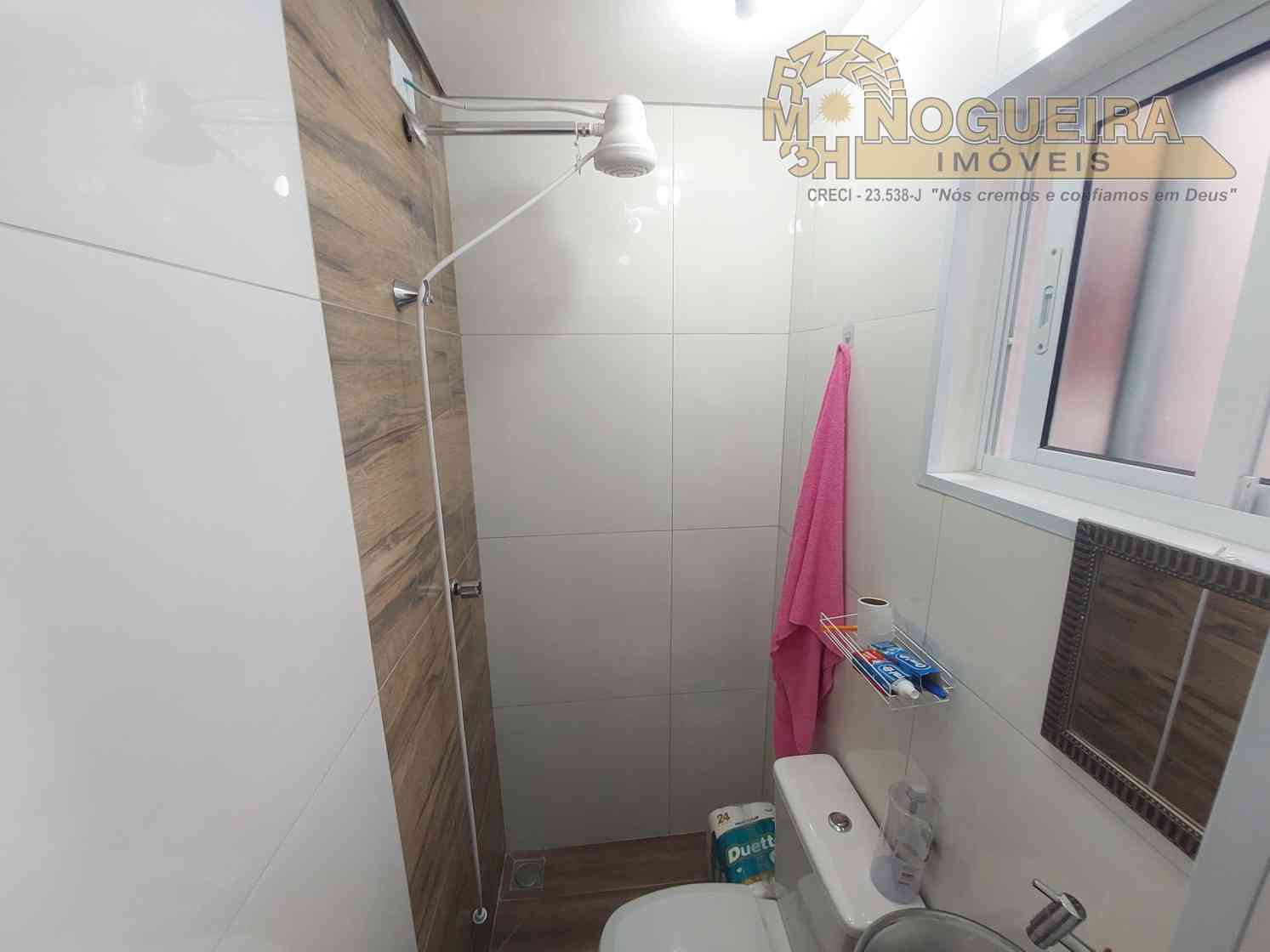 Casa à venda no condomínio Alto da Serra, com 3 dormitórios - Jardim Guilhermino - Pimentas