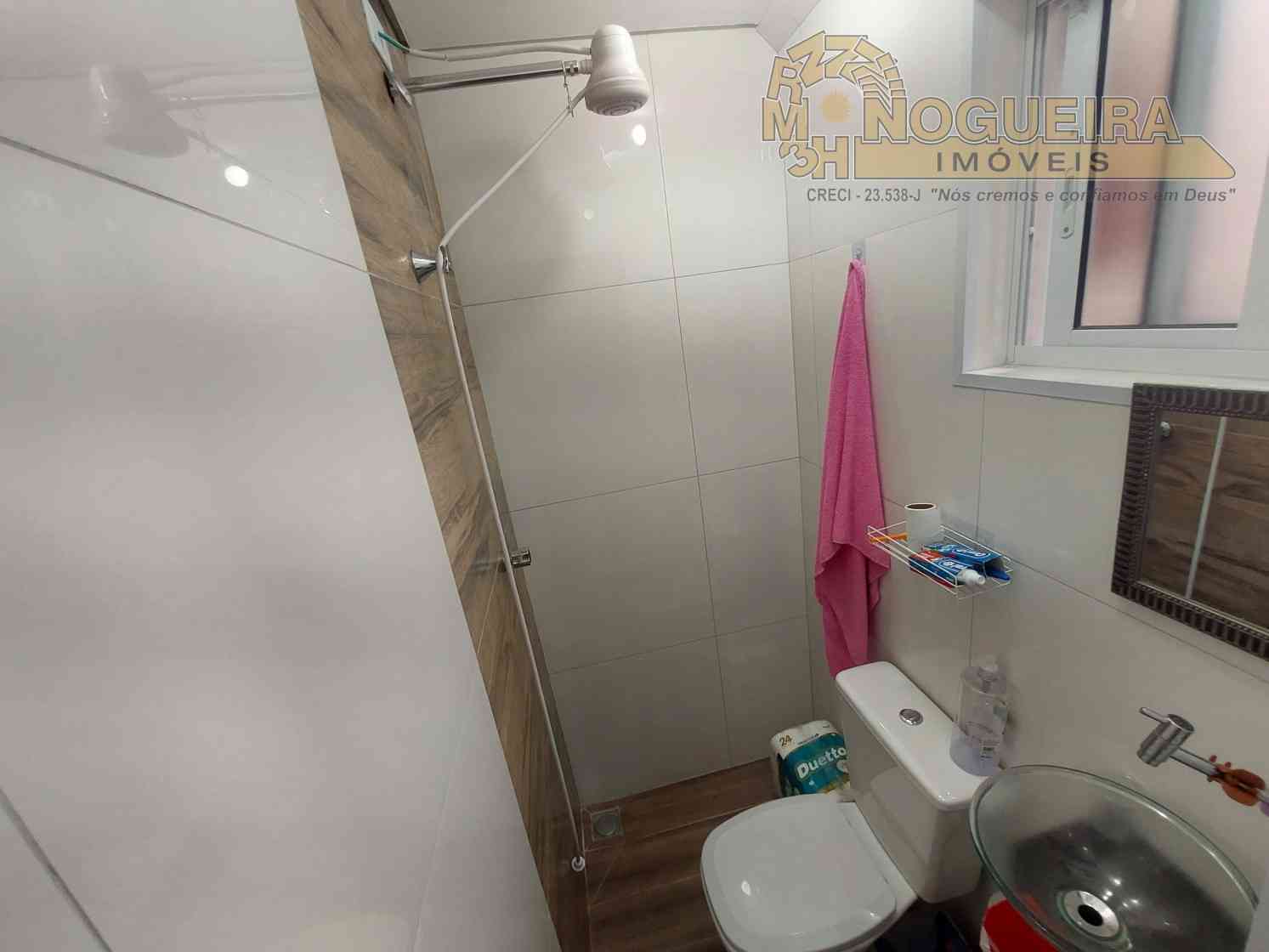 Casa à venda no condomínio Alto da Serra, com 3 dormitórios - Jardim Guilhermino - Pimentas