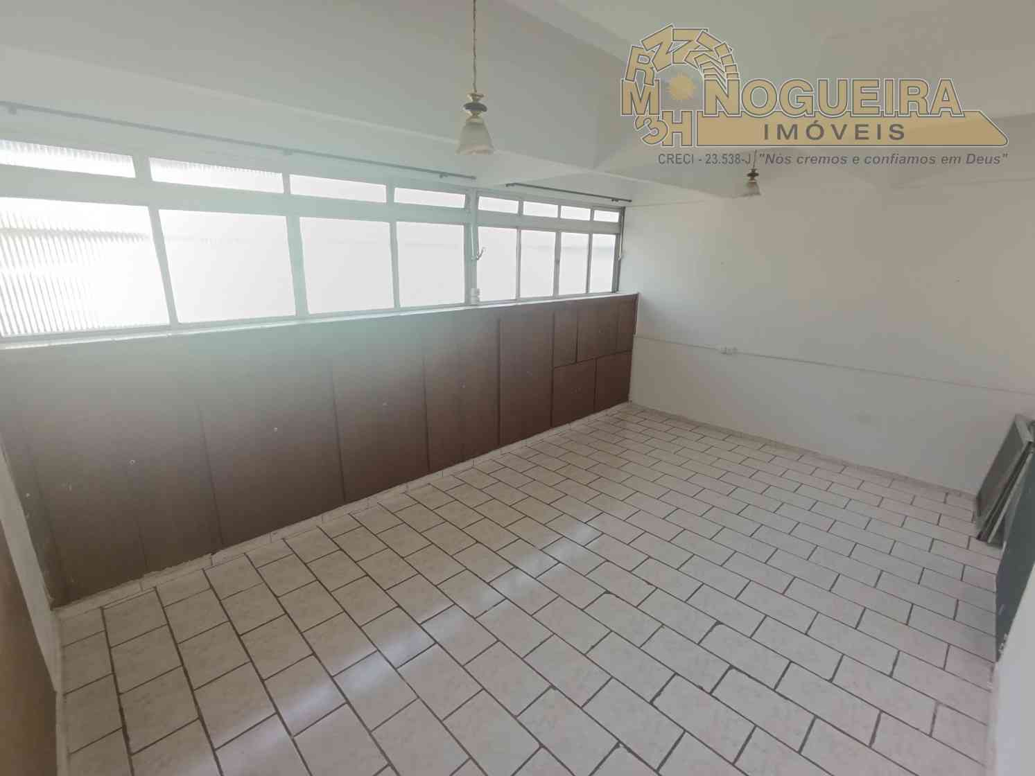 Apartamento no Pq. Cecap